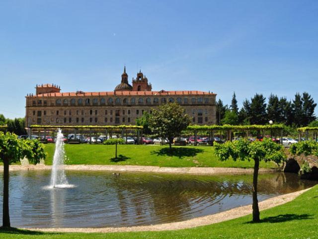 Willa Casa Casares Monforte De Lemos Zewnętrze zdjęcie